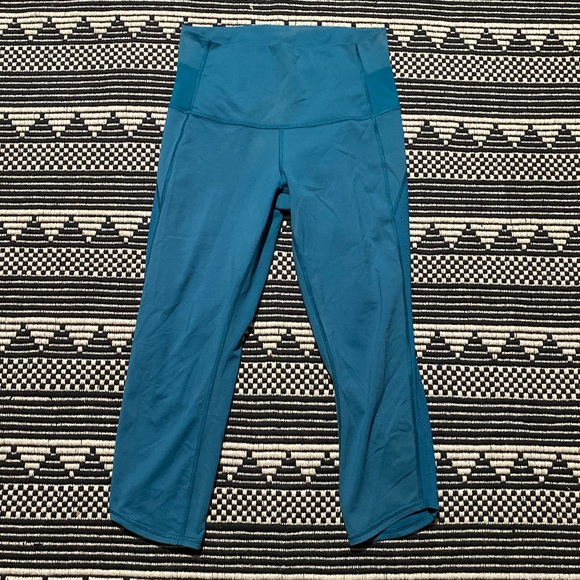 lululemon athletica Pants - Lululemon Women’s Blue Crop Leggings